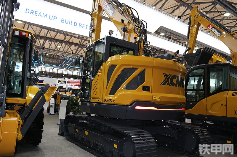 徐工XE155ECR挖掘机整机外观