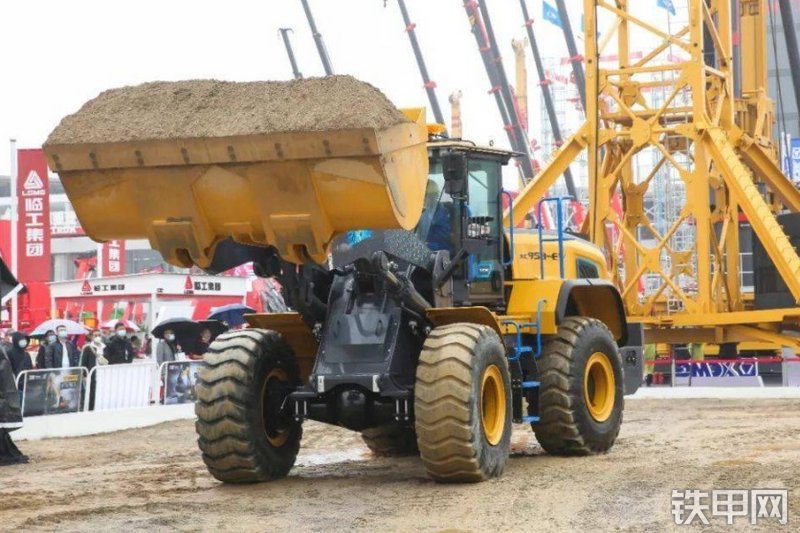 徐工XC958EV(电动)装载机整机外观