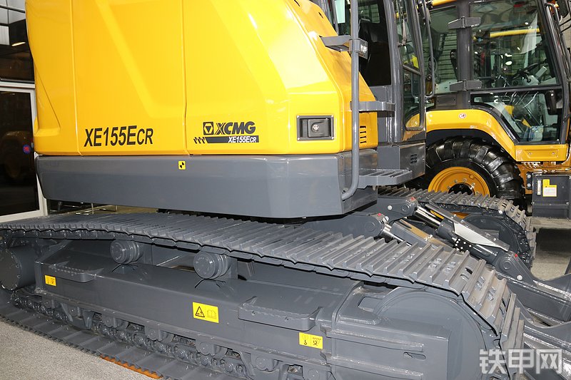徐工XE155ECR挖掘机局部