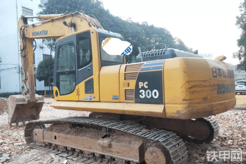 小松PC230LC-8N1挖掘机整机外观