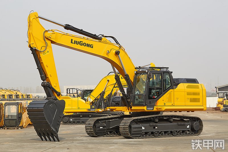 柳工CLG930F挖掘机整机外观