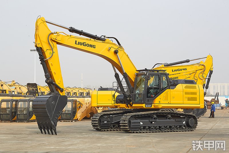柳工CLG936F挖掘机整机外观