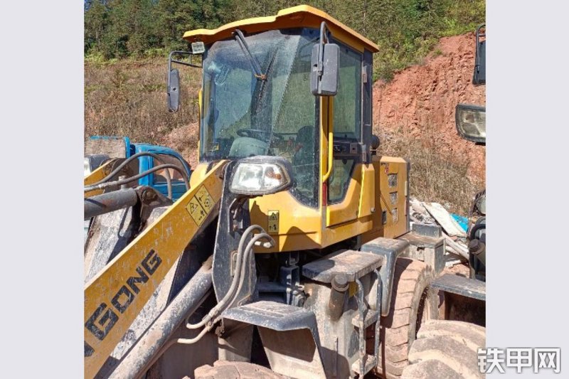 莱州神工ZL22装载机整机外观