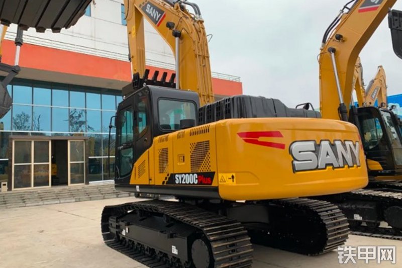三一重工SY200C Plus挖掘机整机外观