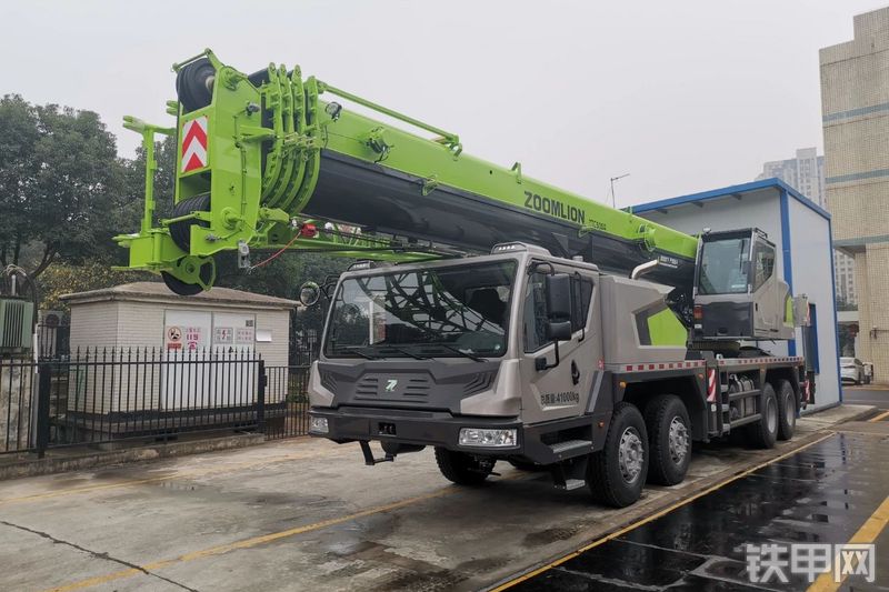 中联重科ZTC500A552起重机整机外观