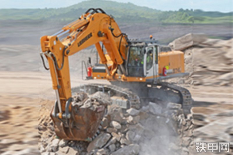 贝尔R966挖掘机整机外观