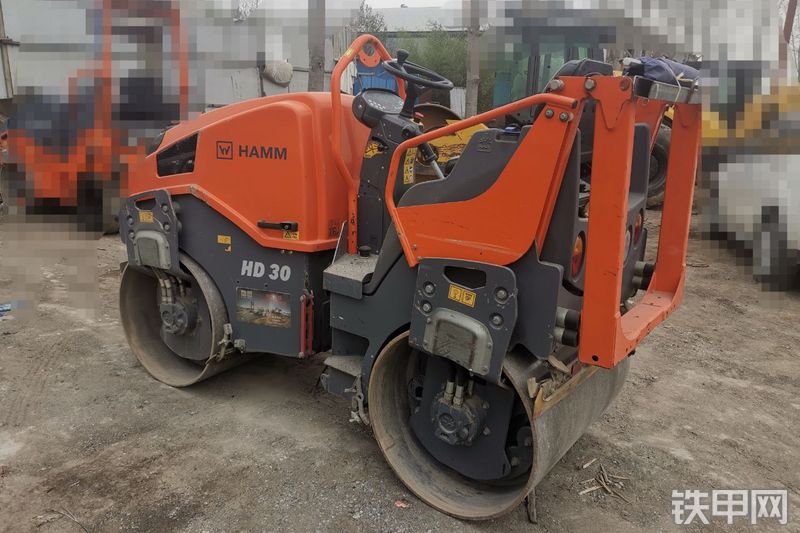 悍马hd30vv双钢轮压路机