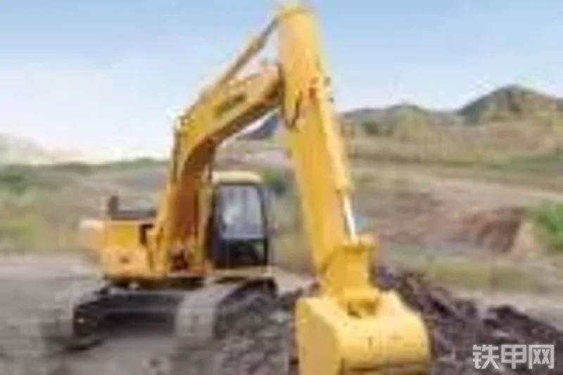 柳工CLG200-3挖掘机整机外观