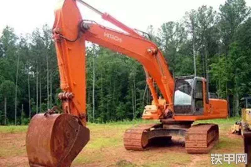 日立ZX330-6挖掘机整机外观