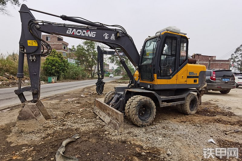 宝鼎机械bd95w9a轮式挖掘机