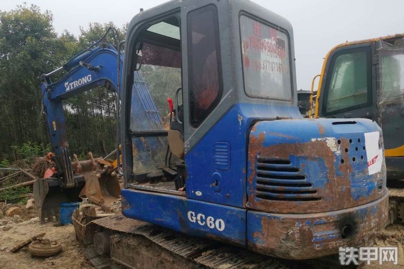 山重建机GC60-6挖掘机整机外观