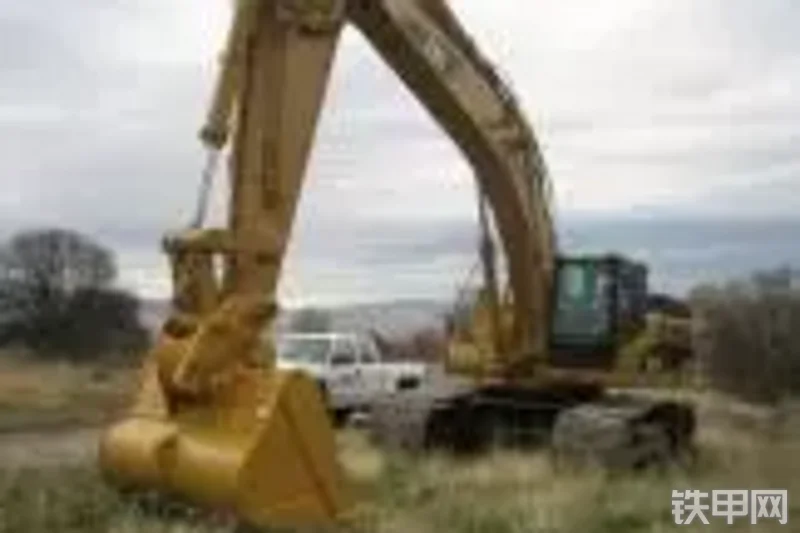 卡特彼勒345CL挖掘机整机外观