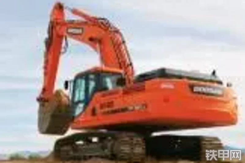 迪万伦DX350LC挖掘机整机外观