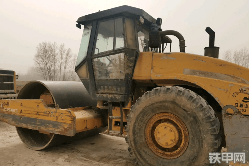 柳工yz20jc单钢轮压路机