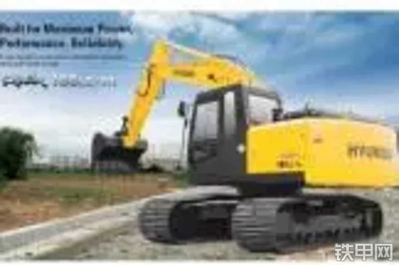 现代R180LC-7挖掘机整机外观