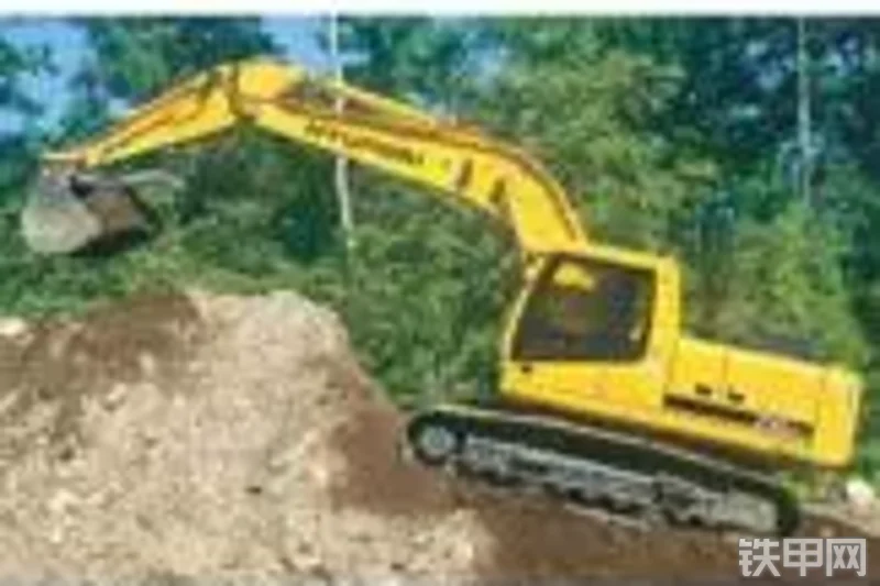 现代R290LC-7LR挖掘机整机外观