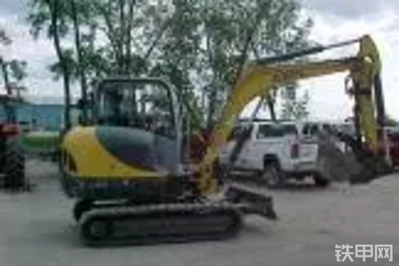 盖尔603挖掘机整机外观