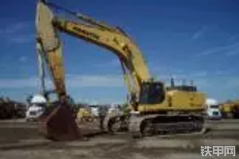 小松PC750LC-6挖掘机整机外观