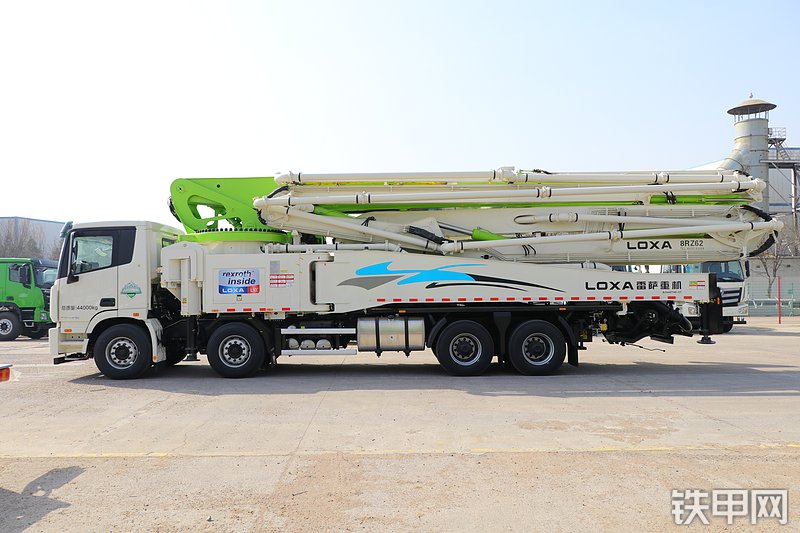 雷萨重机BJ5449THB-XD（L10-63米）泵车整机外观