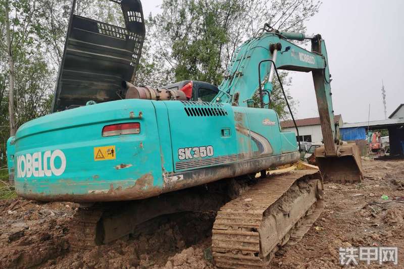 神钢sk3508履带式挖掘机