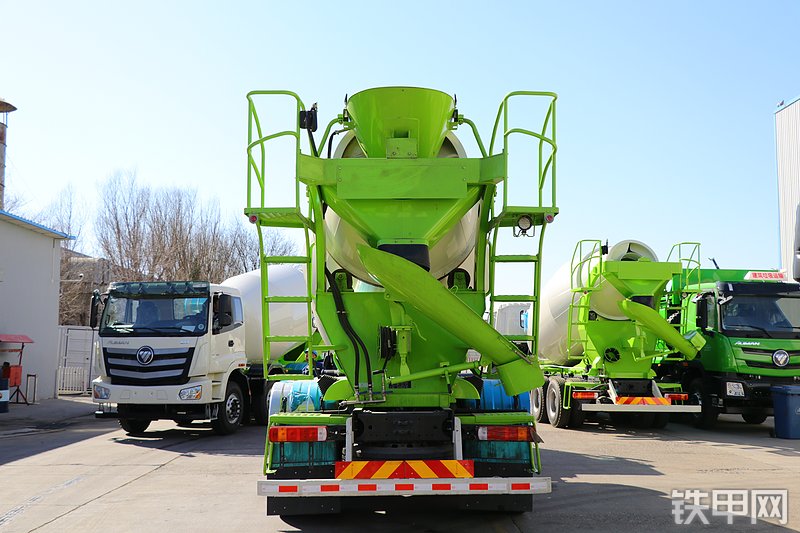 雷萨重机BJ5316GJB-MB（MH5C407）搅拌运输车整机外观