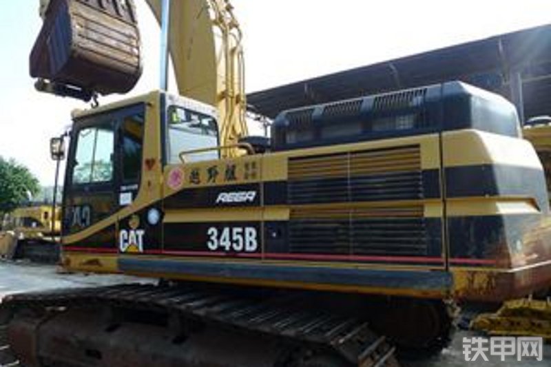 卡特彼勒345B挖掘机整机外观