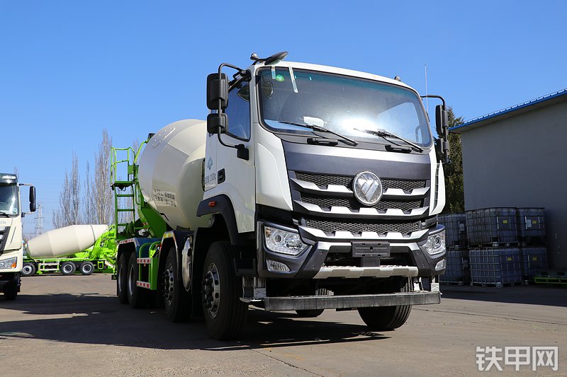 雷萨重机BJ5316GJB-MB（MH5C407）搅拌运输车整机外观