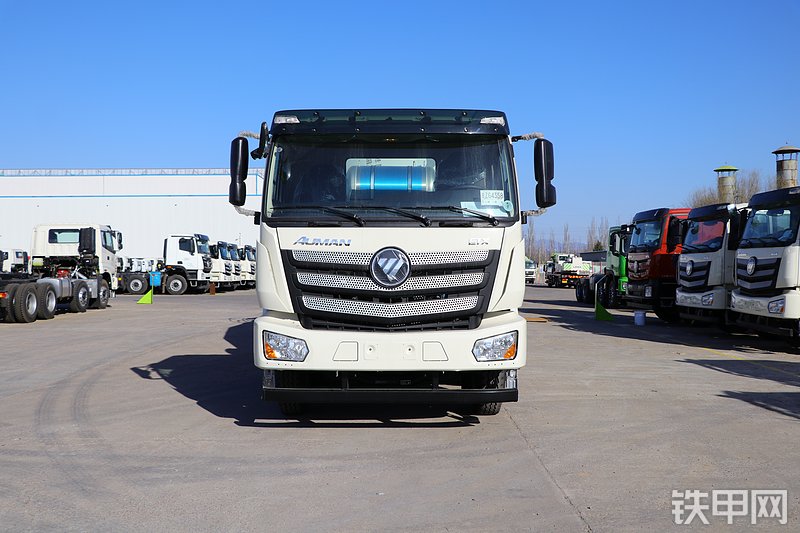 雷萨重机BJ5313GJB-LK/LN（TX408）搅拌运输车整机外观