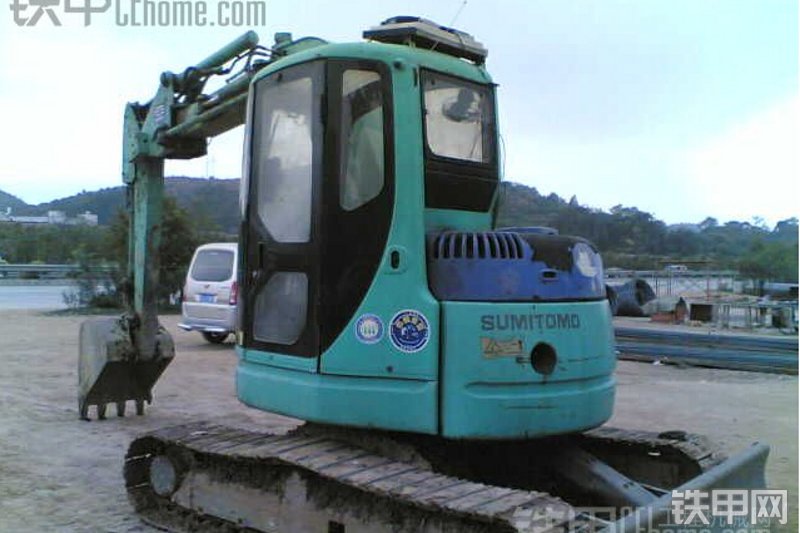 住友65U-2挖掘机整机外观