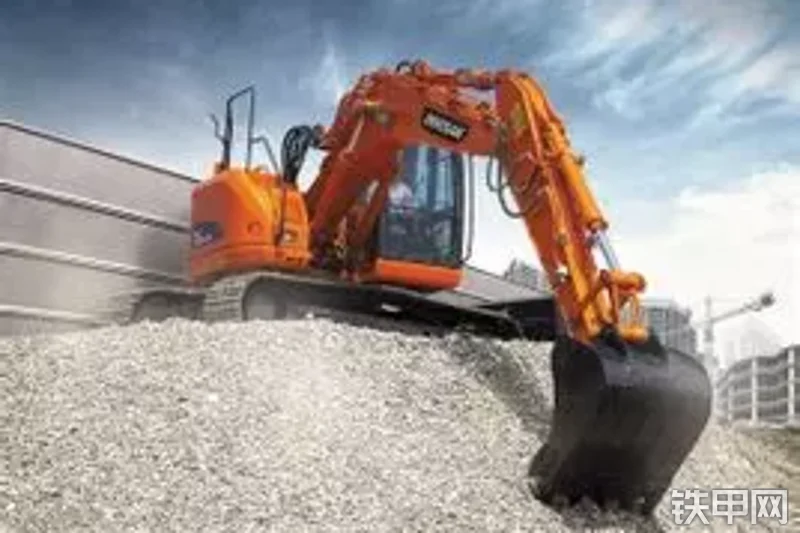 迪万伦DH300LC-7-OEM挖掘机整机外观