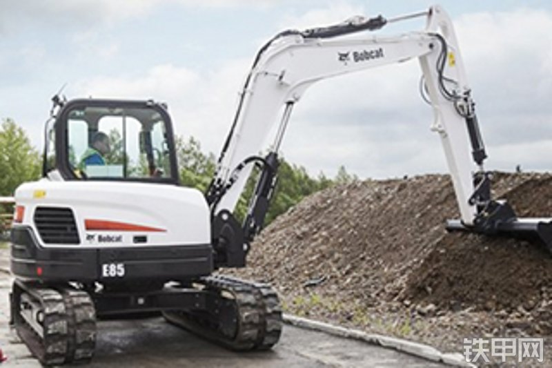 山猫E85挖掘机整机外观