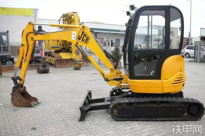 杰西博8032ZTS挖掘机整机外观