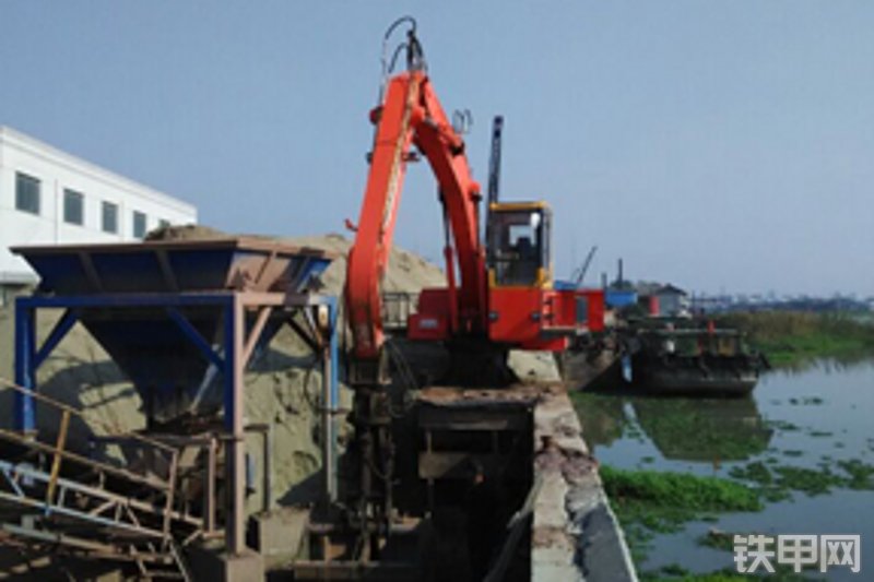 永工YGG260固定式式液压抓料挖掘机整机外观