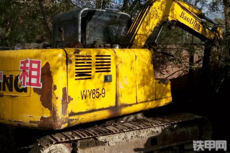 宝鼎机械WY85-9挖掘机整机外观