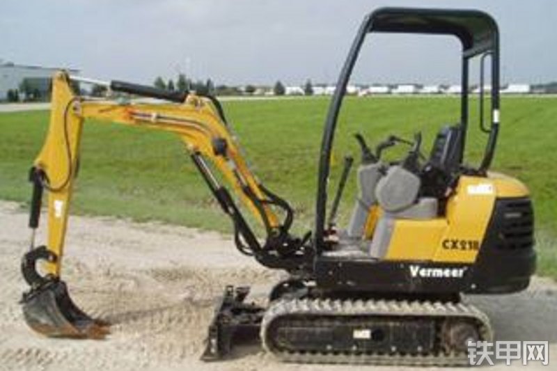 美国威猛CX218挖掘机整机外观