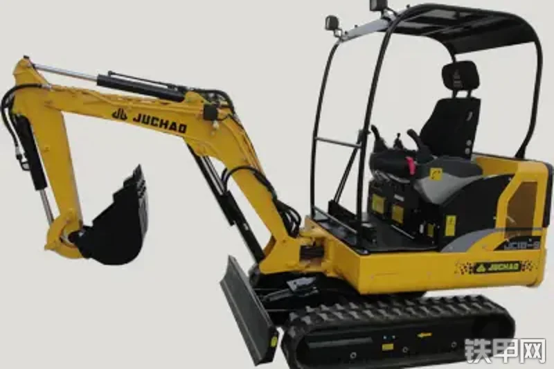 巨超集团JC18-9挖掘机整机外观