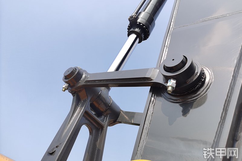 约翰迪尔E400LC挖掘机局部