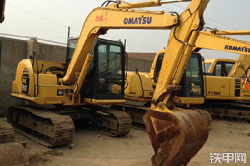 小松PC90挖掘机整机外观