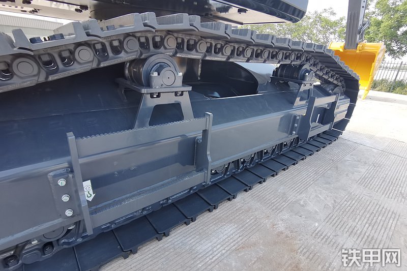 约翰迪尔E400LC挖掘机局部