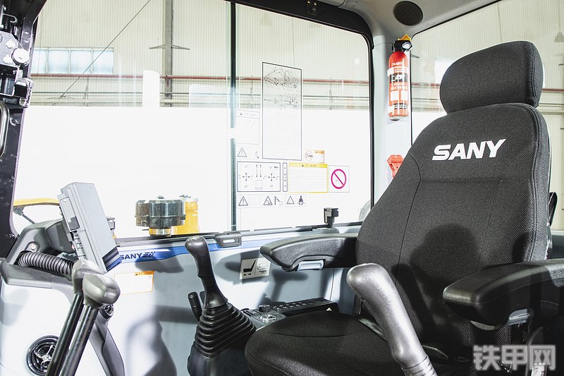 三一重工SY55C Pro挖掘机局部