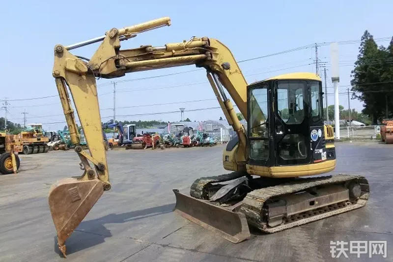 卡特彼勒308C-CU挖掘机整机外观