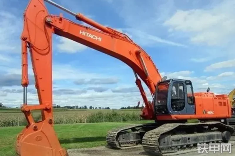 日立EX400LC挖掘机整机外观