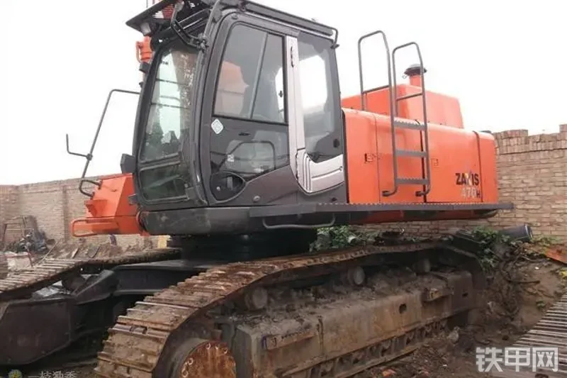 日立ZX480挖掘机整机外观