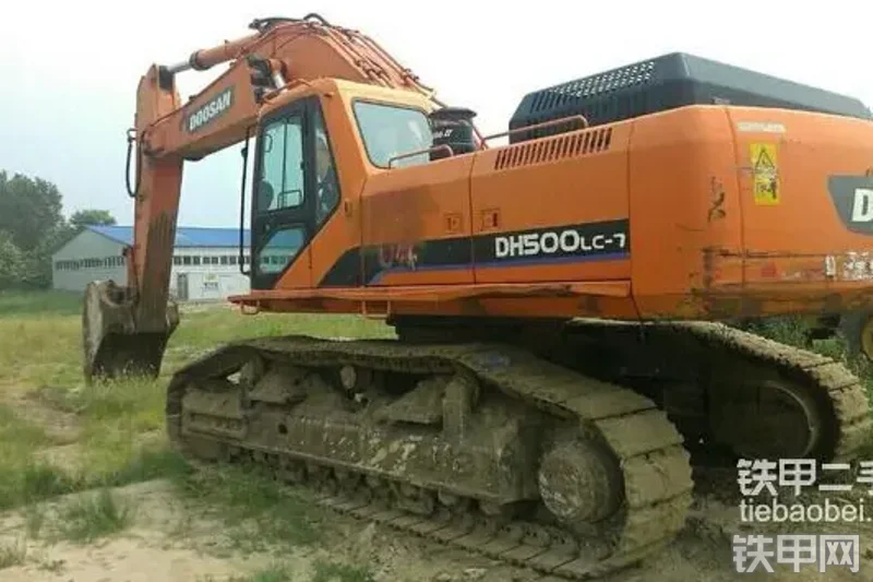 迪万伦DH500G挖掘机整机外观