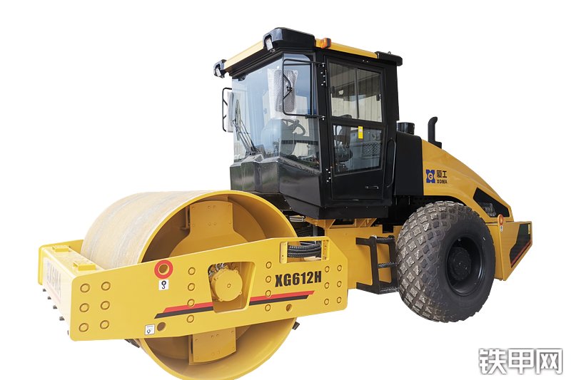 厦工XG614H压路机整机外观