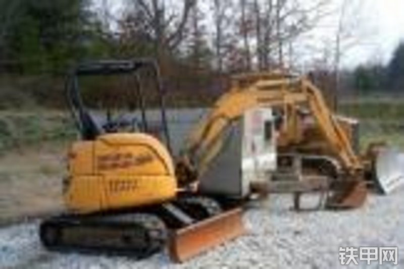 小松PC30MRX-1挖掘机整机外观