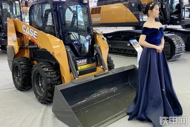 凯斯SR175B滑移装载机整机外观