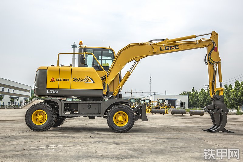 临工建机LG75F挖掘机整机外观