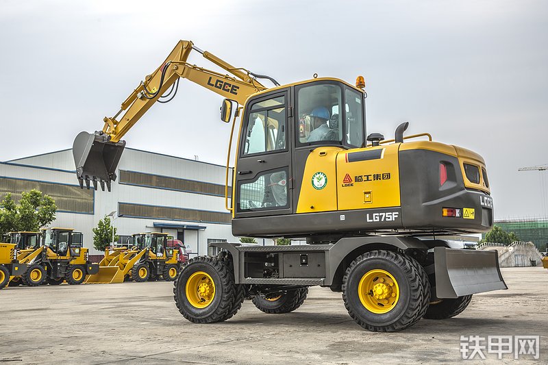 临工建机LG75F挖掘机整机外观