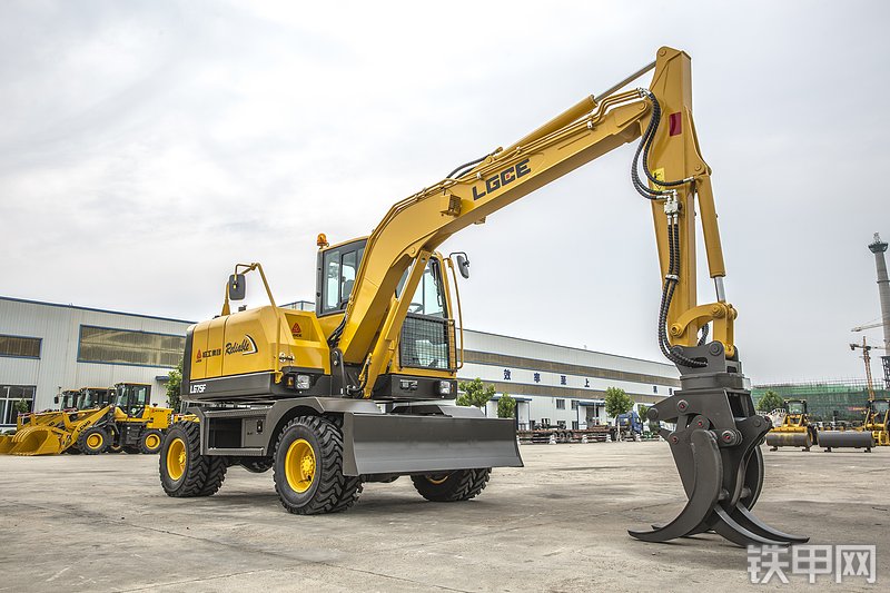 临工建机LG75F挖掘机整机外观